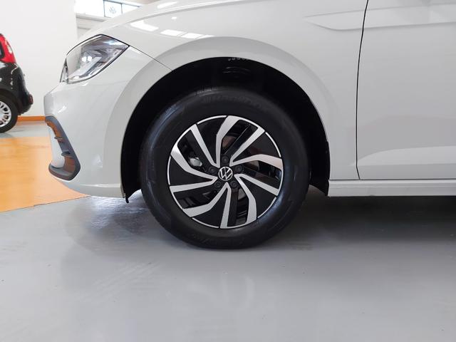 Volkswagen Polo 1.0 EDITION PLAS 80cv ok neopatentati - foto 4 di 25