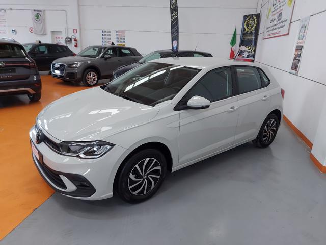 Volkswagen Polo 1.0 EDITION PLAS 80cv ok neopatentati - foto 2 di 25