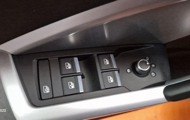 Audi Q3 35 TFSI S tronic Business Advanced SEMINUOVA usato a FOSSOMBRONE