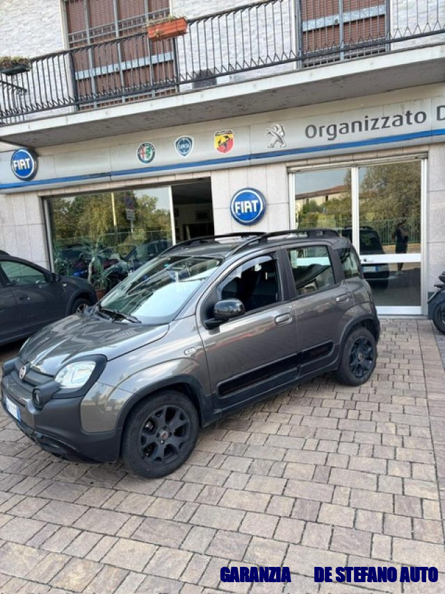 Fiat Panda Cross TRUSSARDI - foto 2 di 4