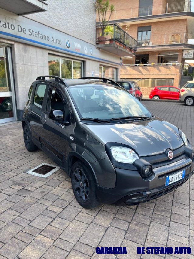 Fiat Panda Cross TRUSSARDI, del 2020, 110.000 km, in vendita a Buccinasco (MI)