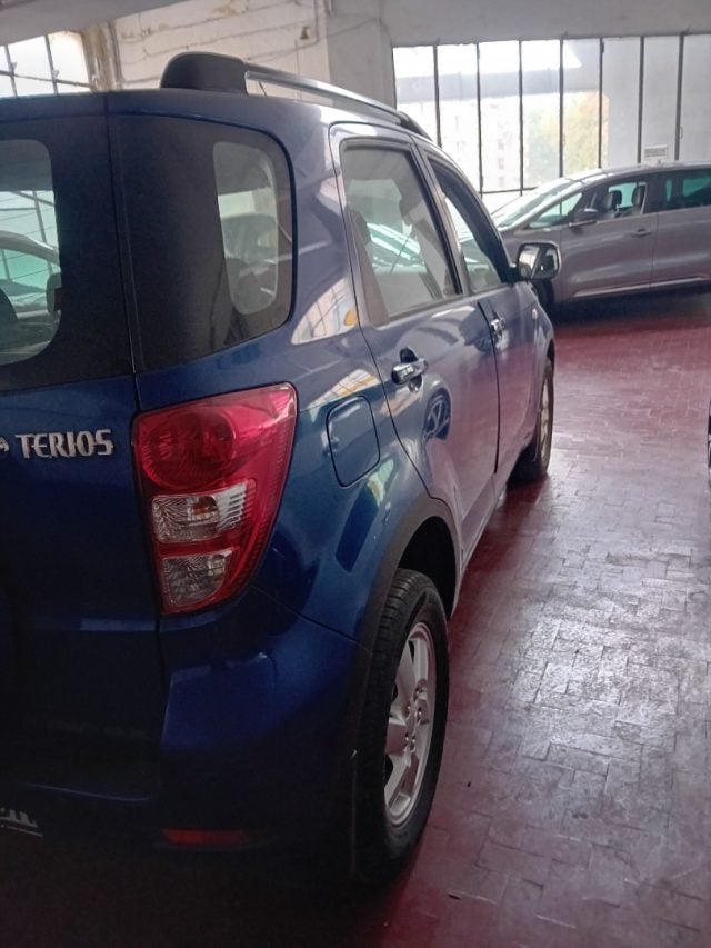 Daihatsu Terios 1.5 4WD CX - foto 2 di 4