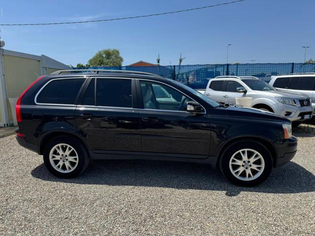 Volvo XC90 2.4 D5 185 CV aut. AWD Executive - foto 4 di 4