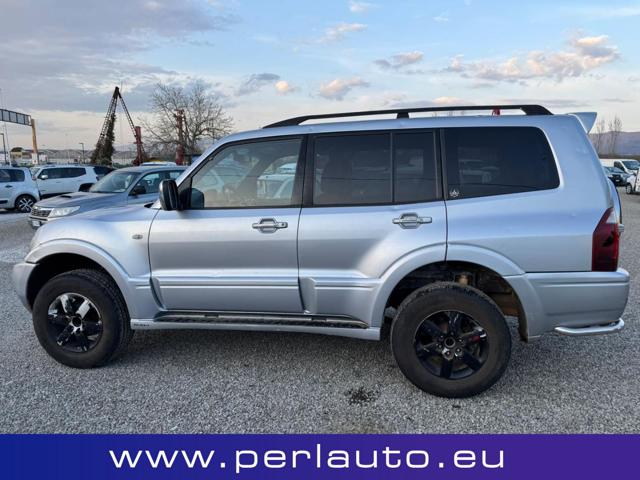 Mitsubishi Pajero 3.2 DI-D 16V 7posti CAMBIO AUTOMATICO - foto 3 di 4