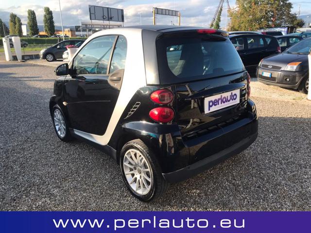 smart forTwo 800 40 kW coup� passion cdi - foto 4 di 4