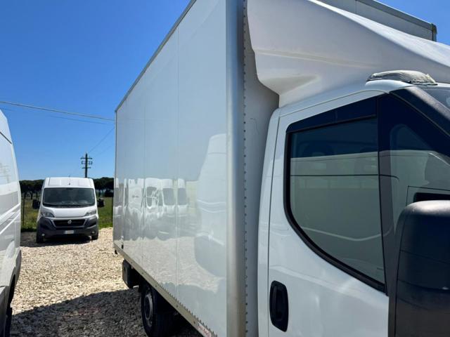 Iveco Daily 35S14S 2.3HPT PL-DC Cabinato - foto 3 di 4