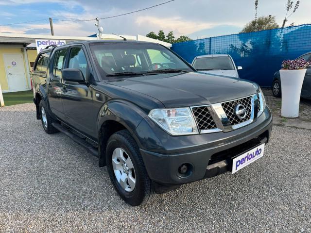 Nissan Navara 2.5 dCi 4 porte Double Cab LE - foto 4 di 4