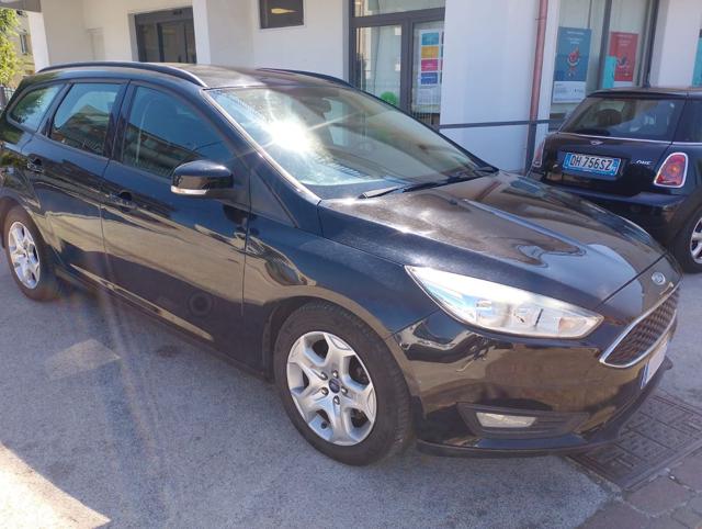 Ford Focus 1.5 TDCi 120 CV Start&Stop SW Plus - foto 3 di 4
