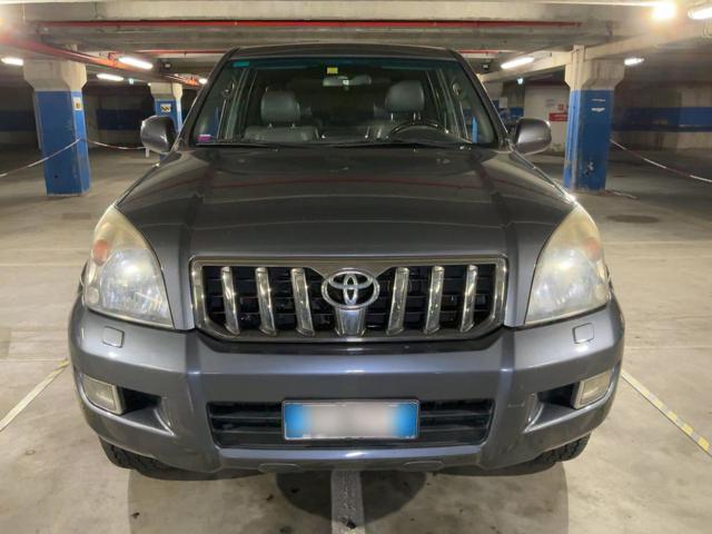 Toyota Land Cruiser 3.0 D-4D 16V cat 5 porte AUTOMATICO. Wagon - foto 3 di 4