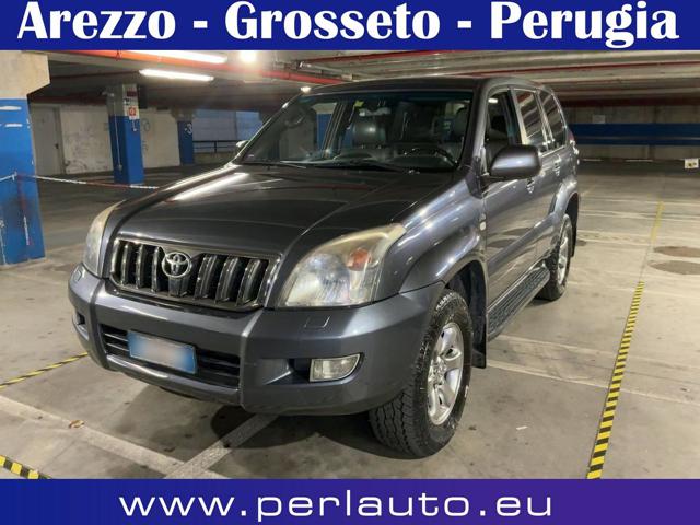 Toyota Land Cruiser 3.0 D-4D 16V cat 5 porte AUTOMATICO. Wagon, del 2008, 139.000 km, in vendita a Arezzo (AR)