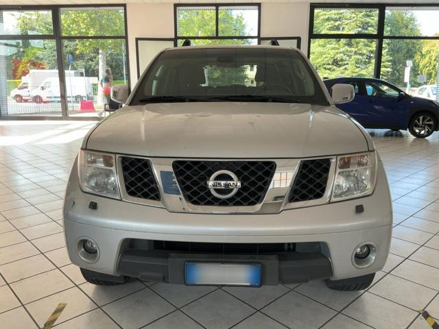 Nissan Pathfinder 2.5 dCi LE 7 posti - foto 3 di 4