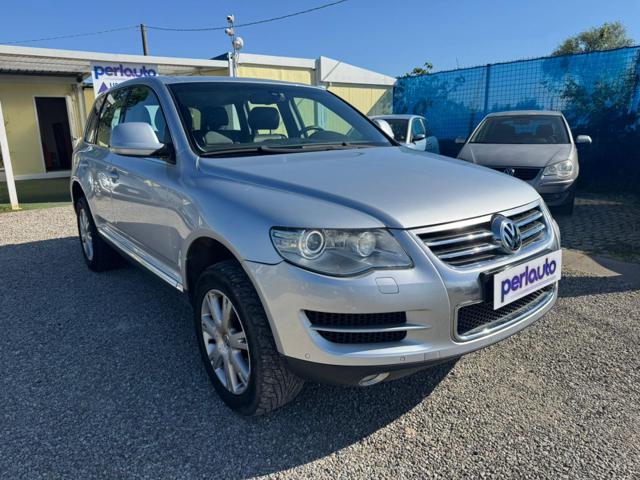 Volkswagen Touareg 2.5 R5 TDI DPF Exclusive - foto 2 di 4