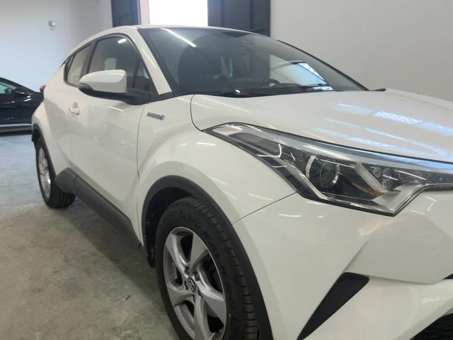 Toyota C-HR 1.8 Hybrid E-CVT Active - foto 3 di 4