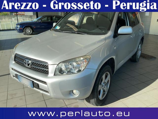 Toyota RAV 4 MY23 RAV4 2.2 D-4D 136 CV, del 2008, 71.000 km, in vendita a Arezzo (AR)