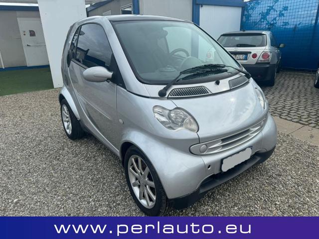 smart forTwo 700 coupé passion (45 kW) - foto 2 di 4