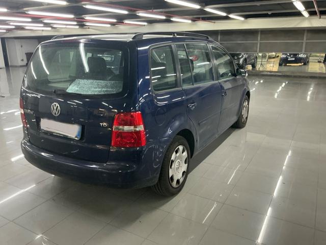 Volkswagen Touran 1.9 TDI 101CV Trendline 7 Posti - foto 4 di 4