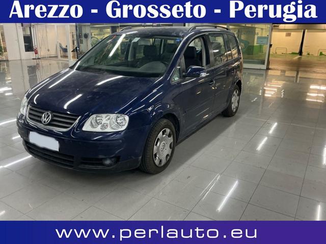 Volkswagen Touran 1.9 TDI 101CV Trendline, del 2003, 79.000 km, in vendita a Arezzo (AR)