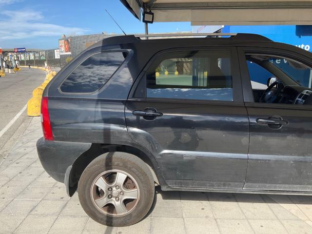 Kia Sportage 2.0 CRDI VGT 150CV Active - foto 3 di 4