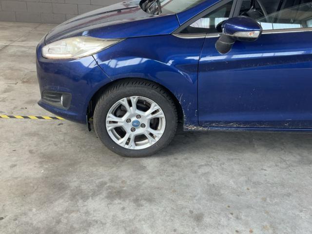 Ford Fiesta 1.4 5p. Bz.- GPL Titanium - foto 4 di 4