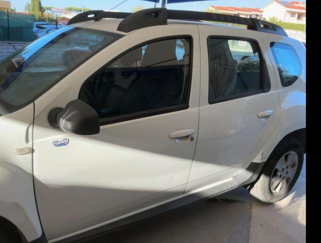 Dacia Duster 1.5 dCi 90CV Start&Stop 4x2 Lauréate - foto 3 di 4