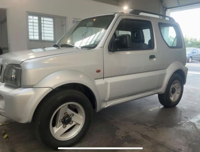 Suzuki Jimny 1.3i 16V cat 4WD JLX - foto 2 di 4