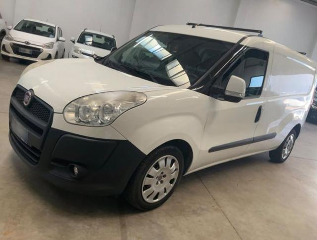 Fiat Doblo Doblò 1.4 T-Jet Natural Power PL-TN Cargo MAXI - foto 2 di 4