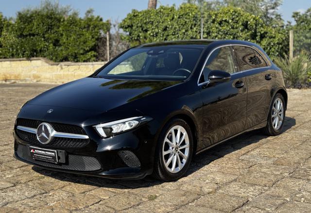 Mercedes-Benz A 180 d Automatic Sport (Navi/Retro/Unipro.) - foto 4 di 4