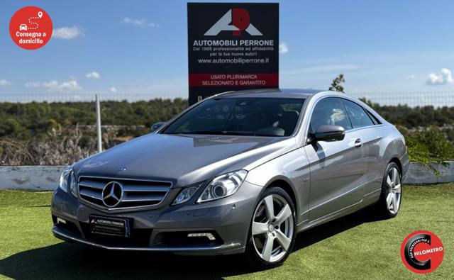 Mercedes-Benz E 350 CGI Coupé Avantgarde, del 2009, 85.000 km, in vendita a Castellaneta (TA)