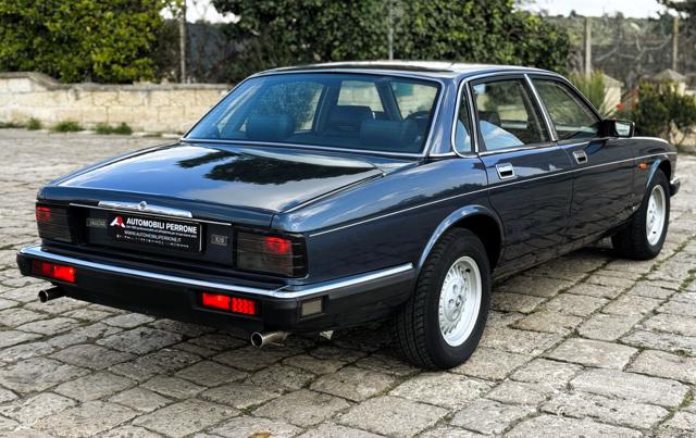 Jaguar XJ6 3.2 cat. Manuale Iscritta ASI, del 1990, 186.200 km, in vendita a Castellaneta (TA)