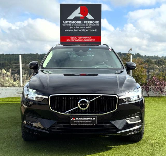 Volvo XC60 B4 (d) 197cv Geartronic Momentum Pro - foto 2 di 4