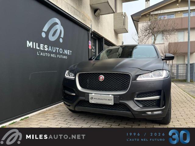 Jaguar F-Pace 2.0 D 180 CV AWD aut. R-Sport - foto 4 di 14