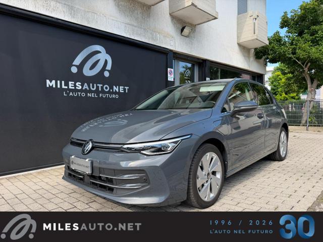 Volkswagen Golf 1.5 TSI eHybrid Plug-in 140 km autonomia DSG Style, del 2025, 27.000 km, in vendita a Rubano (PD)