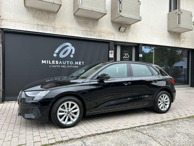 Audi A3 30 g-tron S tronic Fari LED ACC IVA esposta - foto 2 di 4