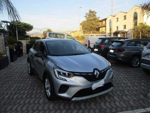 Renault Captur Blue dCi 95 CV Intens, del 2020, 99.000 km, in vendita a Salerno (SA)