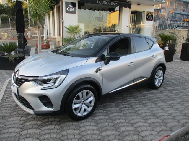 Renault Captur Blue dCi 95 CV Intens - foto 4 di 12