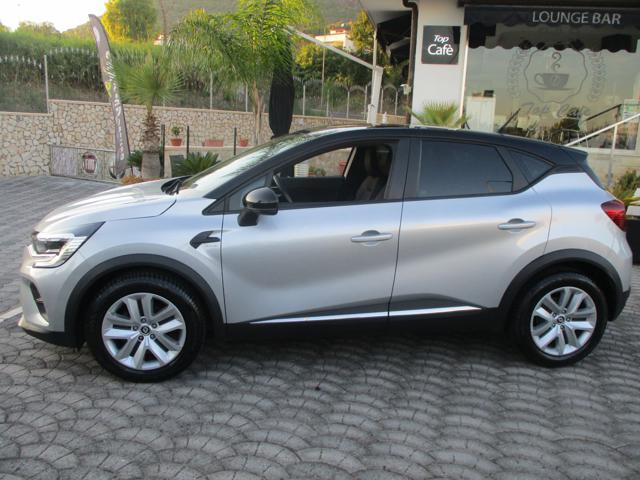 Renault Captur Blue dCi 95 CV Intens - foto 3 di 12