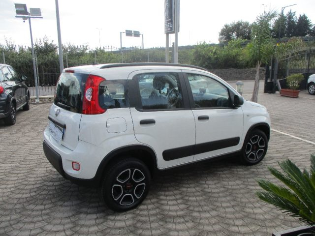 Fiat New Panda 0.9 TwinAir Turbo Natural Power City Cross - foto 4 di 4
