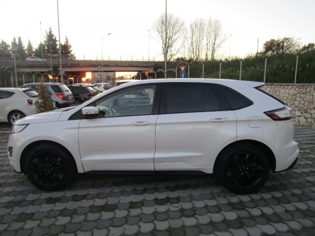 Ford Edge 2.0 TDCI 180 CV AWD Start&Stop ST Line - foto 4 di 13