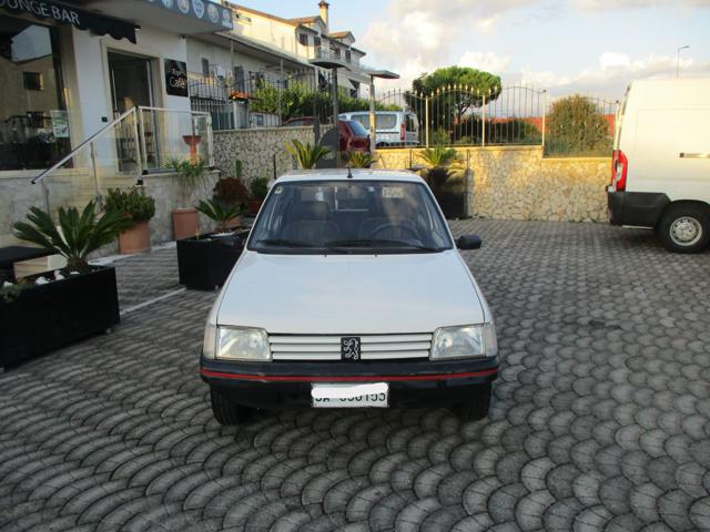 Peugeot 205 3 porte Look - foto 2 di 9