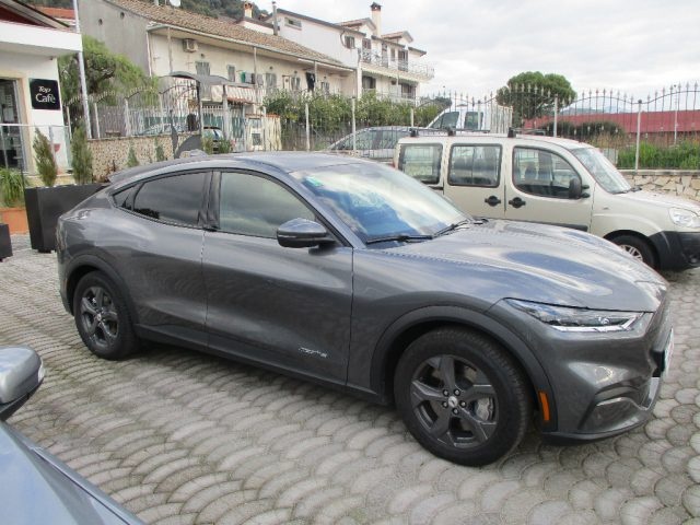Ford Mustang Mach-E Elettrico Extended 294CV - foto 3 di 4