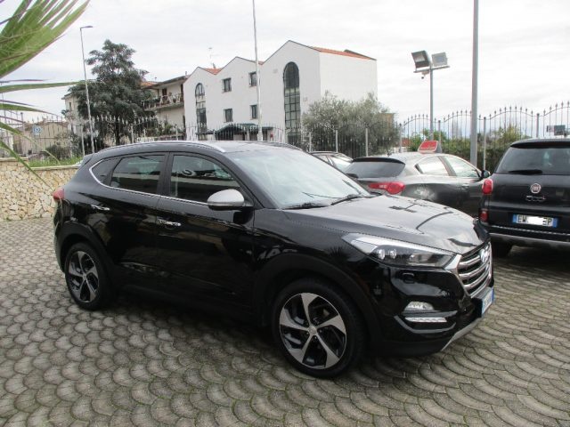 Hyundai TUCSON 1.7 CRDi DCT Sound Edition, del 2018, 150.000 km, in vendita a Salerno (SA)