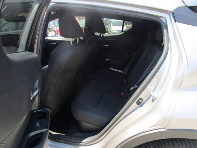 Toyota C-HR Toyota C-HR 1.8 HYBRID E-CVT TREND usato a SALERNO
