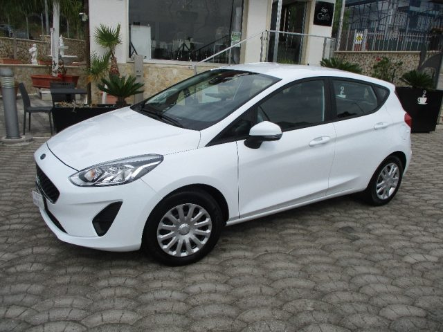 Ford Fiesta 1.1 75 CV GPL 5 porte Titanium - foto 2 di 4