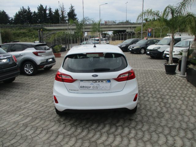Ford Fiesta 1.1 75 CV GPL 5 porte Titanium - foto 3 di 4