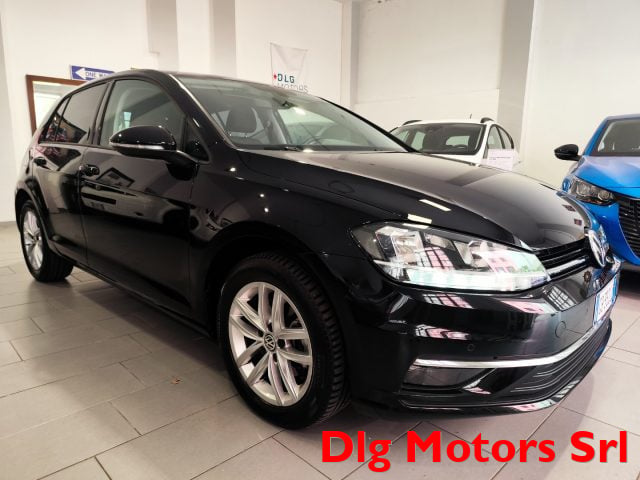 Volkswagen Golf 2.0 TDI DSG 5p. Business BlueMotion Technology usato a MILANO