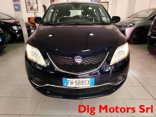 Lancia Ypsilon 1.2 69 CV 5 porte Gold 83.000 km - foto 2 di 4