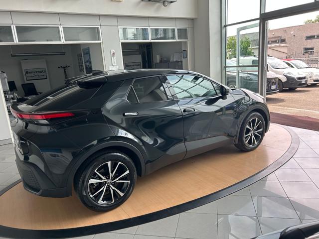 Toyota C-HR 2.0 Hybrid E-CVT Trend - foto 4 di 4