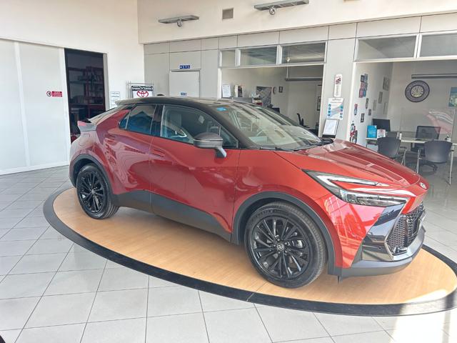 Toyota C-HR 2.0 PHEV GR Sport - foto 3 di 4