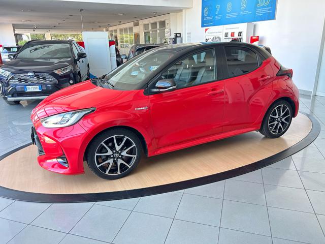 Toyota Yaris 1.5 Hybrid 5 porte Premiere - foto 2 di 4
