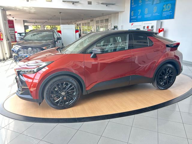 Toyota C-HR 2.0 PHEV GR Sport - foto 2 di 4